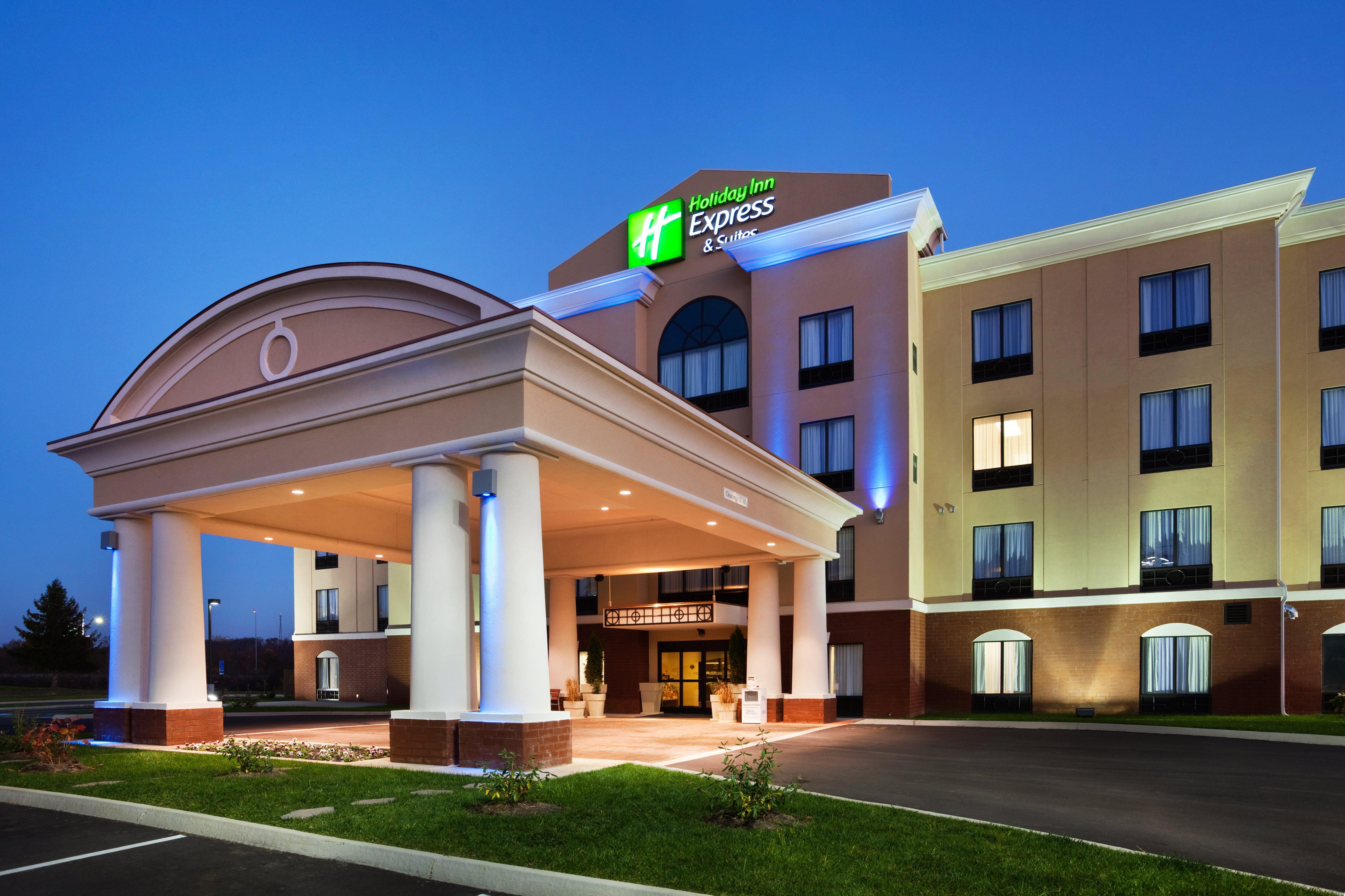 Holiday Inn Express Hotel & Suites Newport South By Ihg Exterior foto