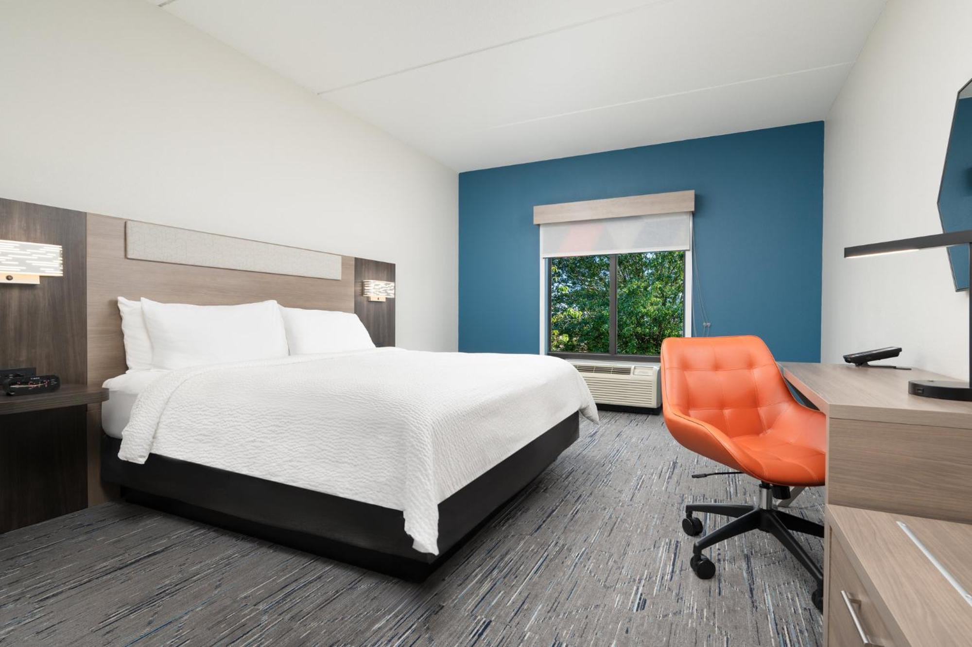 Holiday Inn Express Hotel & Suites Newport South By Ihg Exterior foto