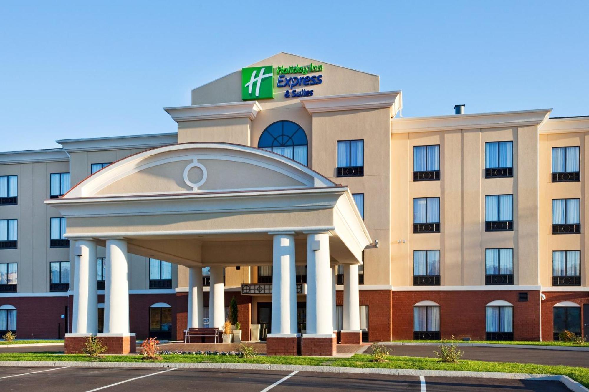 Holiday Inn Express Hotel & Suites Newport South By Ihg Exterior foto